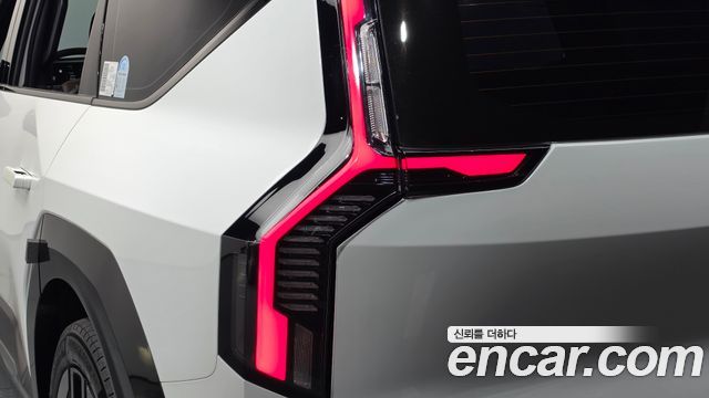 Kia EV9 Long Range 4WD GT Line 2025 — фото 23