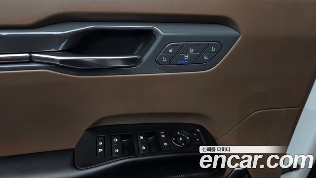 Kia EV9 Long Range 4WD GT Line 2025 — фото 30