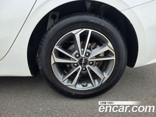 Kia K3 (II) 1.6 Prestige 2022 — фото 19