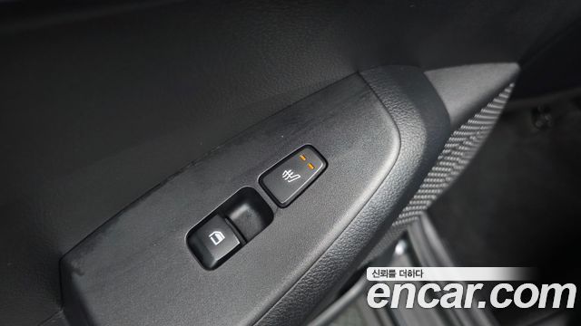 Kia Seltos Gasoline 1.6 Turbo 2WD Prestige 2020 — фото 18
