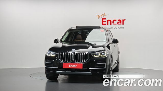 BMW X5 (G05) xDrive 45e xLine 2022 — фото 3
