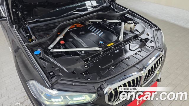 BMW X5 (G05) xDrive 45e xLine 2022 — фото 6