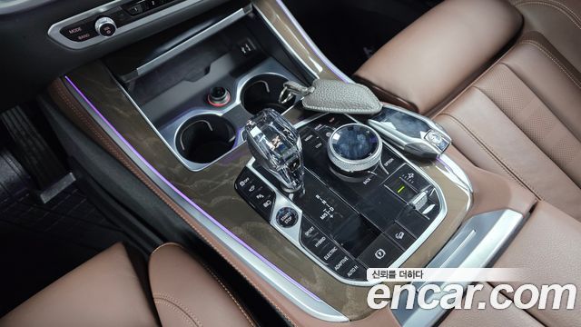 BMW X5 (G05) xDrive 45e xLine 2022 — фото 9