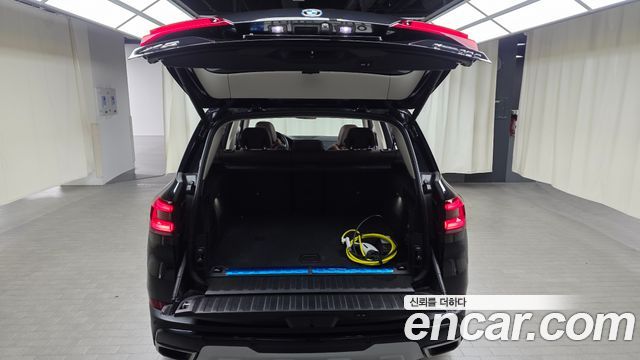 BMW X5 (G05) xDrive 45e xLine 2022 — фото 18