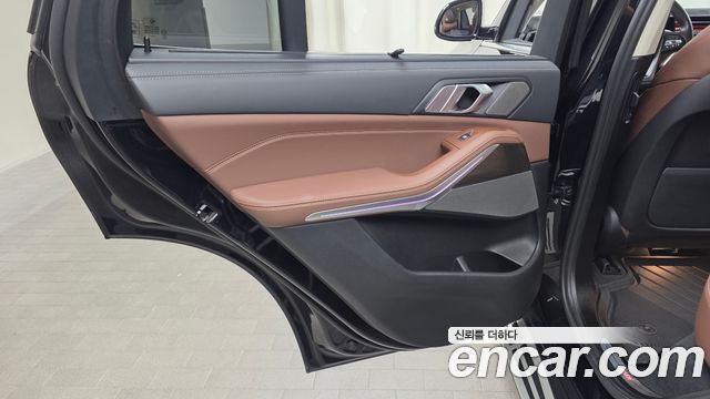 BMW X5 (G05) xDrive 45e xLine 2022 — фото 25