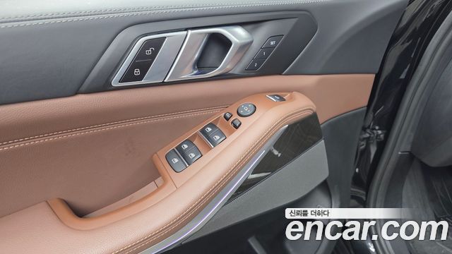 BMW X5 (G05) xDrive 45e xLine 2022 — фото 28