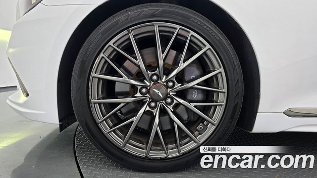 Genesis G80 3.3 T-GDI AWD Sport 2017 — фото 5