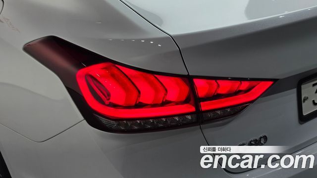 Genesis G80 3.3 T-GDI AWD Sport 2017 — фото 23