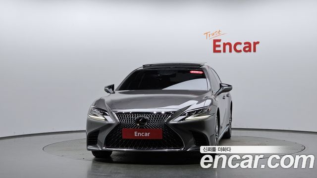 Lexus LS500 (V) 3.5 Luxury AWD 2020 — фото 3