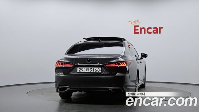Lexus LS500 (V) 3.5 Luxury AWD 2020 — фото 4