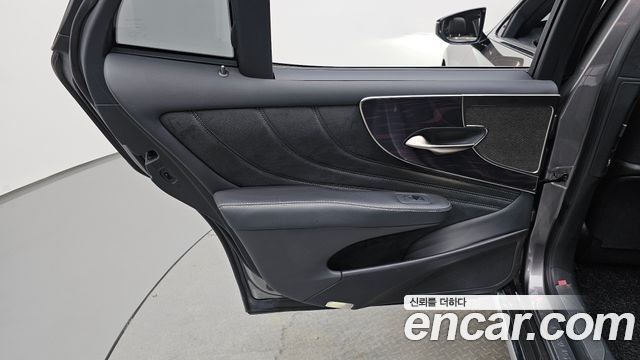 Lexus LS500 (V) 3.5 Luxury AWD 2020 — фото 25