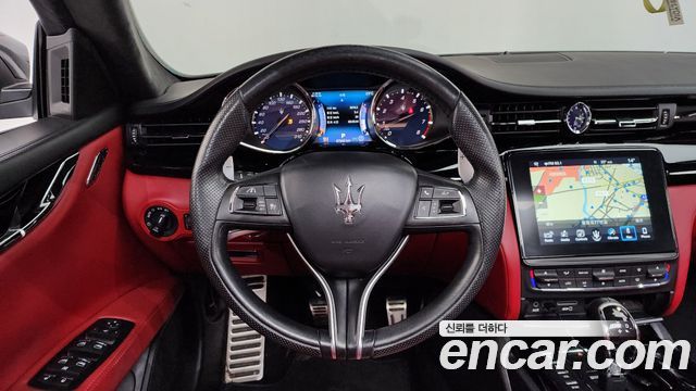 Maserati Quattroporte S Q4 3.0 V6 Gransport 2017 — фото 13
