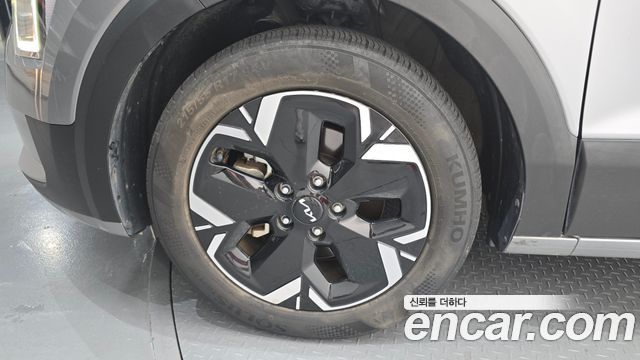 Kia Niro EV Air 2024 — фото 5