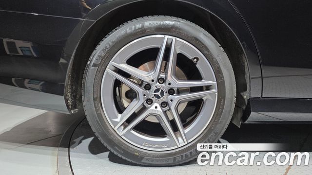 Mercedes-Benz E-Class (W213) E250 AMG Line 2023 — фото 5
