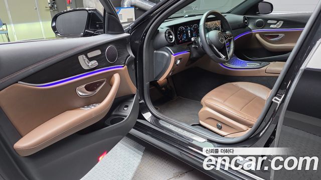 Mercedes-Benz E-Class (W213) E250 AMG Line 2023 — фото 10