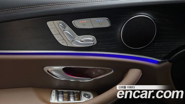 Mercedes-Benz E-Class (W213) E250 AMG Line 2023 — фото 19