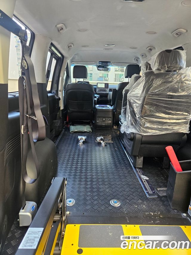 Hyundai Staria L3.5 Lounge 9-Seater Prestige 2025 — фото 10