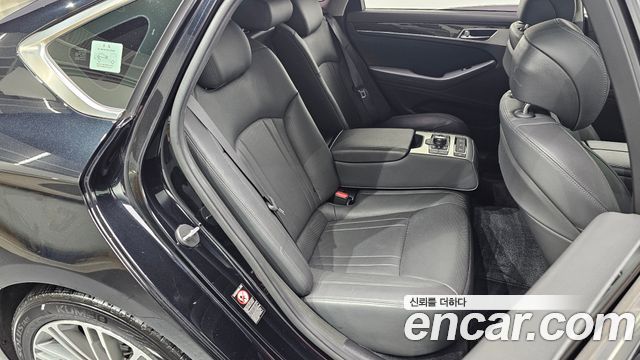 Genesis G80 2.2D AWD Luxury 2019 — фото 11