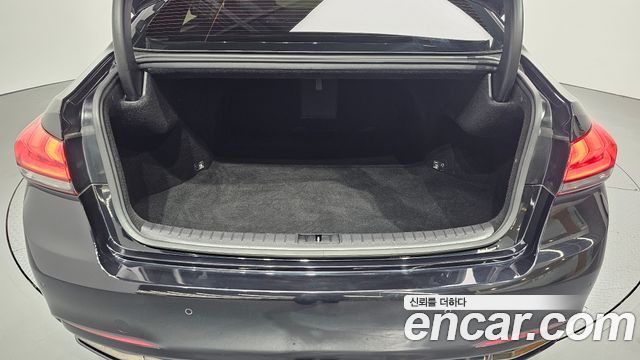 Genesis G80 2.2D AWD Luxury 2019 — фото 20
