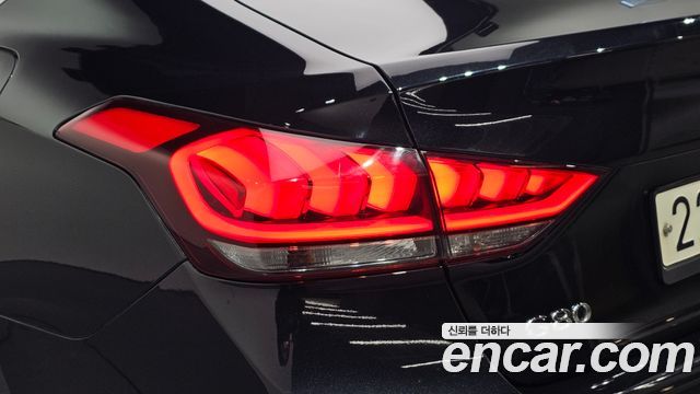 Genesis G80 2.2D AWD Luxury 2019 — фото 23
