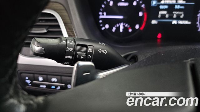 Genesis G80 2.2D AWD Luxury 2019 — фото 27