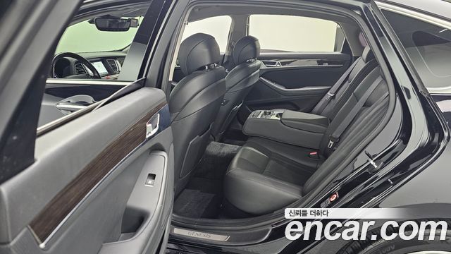 Genesis G80 2.2D AWD Luxury 2019 — фото 29