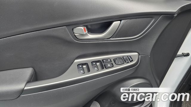 Hyundai Kona 1.6 Turbo 2WD Modern Choice 2020 — фото 17