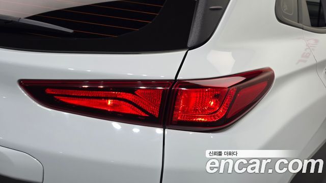 Hyundai Kona 1.6 Turbo 2WD Modern Choice 2020 — фото 23