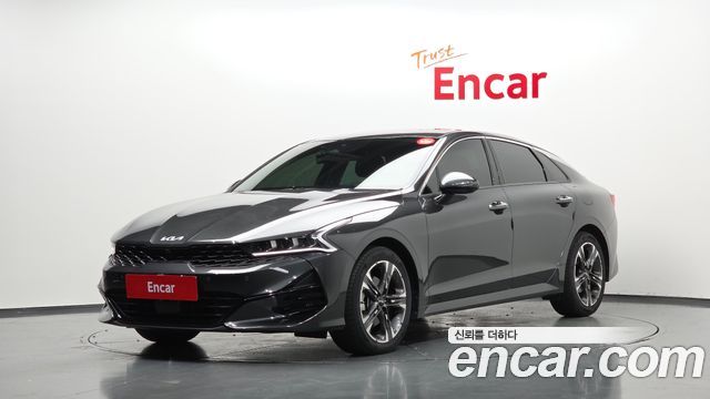 Kia K5 (III) 2.0 Signature 2023 — фото 1