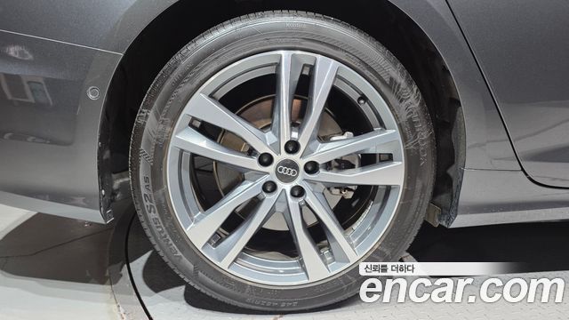 Audi A6 (C8) 45 TFSI Premium 2023 — фото 5