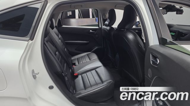 Renault Korea XM3 1.6 GTe LE 2023 — фото 26