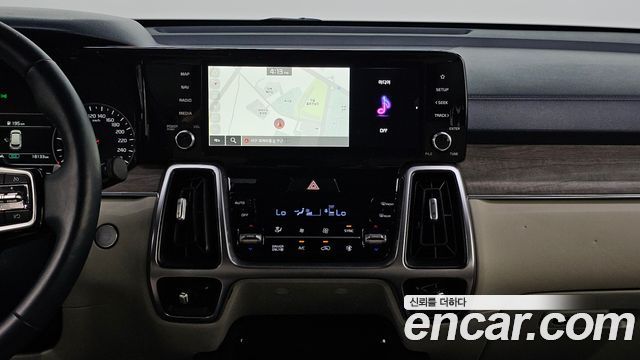 Kia Sorento (IV) HEV 1.6 4WD Prestige 2023 — фото 18