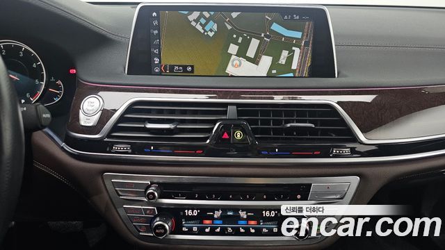 BMW 7 Series (G11) 730Ld xDrive 2016 — фото 12