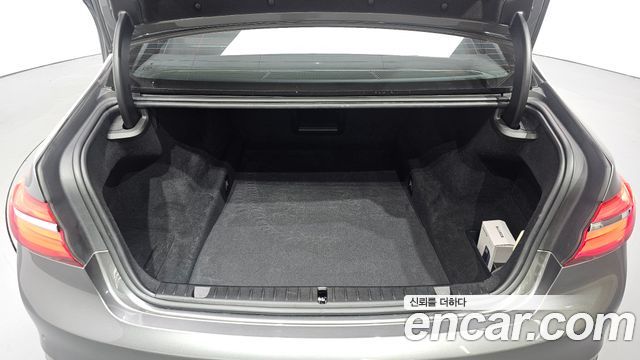 BMW 7 Series (G11) 730Ld xDrive 2016 — фото 18