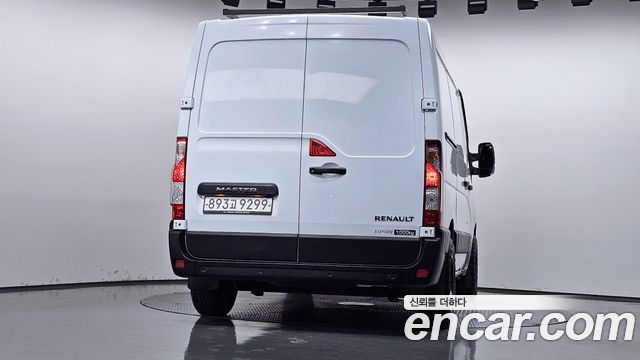 Renault Korea Master 2.3 Van S 2020 — фото 4