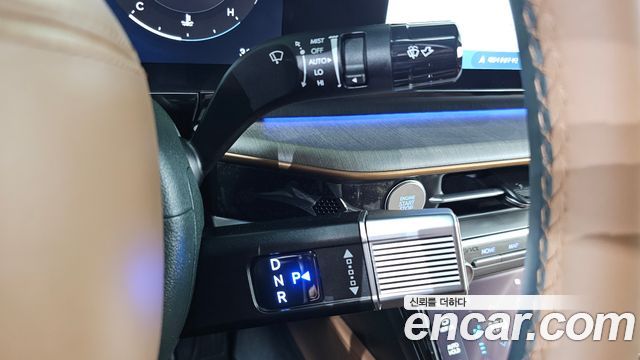 Hyundai Grandeur (GN7) 3.5 Gasoline 2WD Calligraphy 2025 — фото 9
