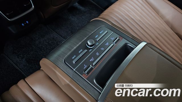 Hyundai Grandeur (GN7) 3.5 Gasoline 2WD Calligraphy 2025 — фото 33