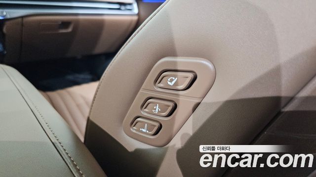 Hyundai Grandeur (GN7) 3.5 Gasoline 2WD Calligraphy 2025 — фото 35