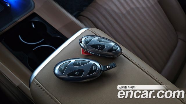 Hyundai Grandeur (GN7) 3.5 Gasoline 2WD Calligraphy 2025 — фото 38