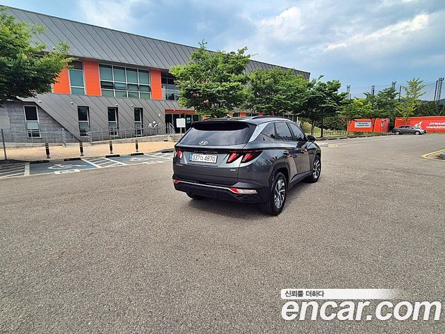 Hyundai Tucson (NX4) Gasoline 1.6 Turbo 4WD Premium 2023 — фото 2