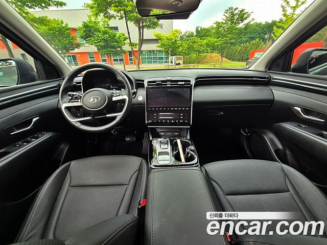 Hyundai Tucson (NX4) Gasoline 1.6 Turbo 4WD Premium 2023 — фото 7