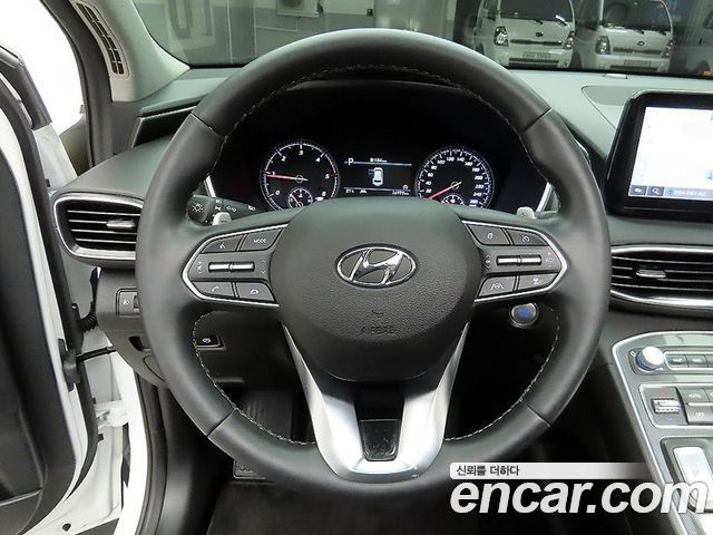 Hyundai Santa Fe Diesel 2.2 2WD Prestige 2023 — фото 7