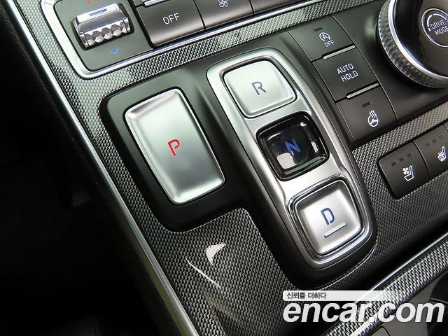 Hyundai Santa Fe Diesel 2.2 2WD Prestige 2023 — фото 10