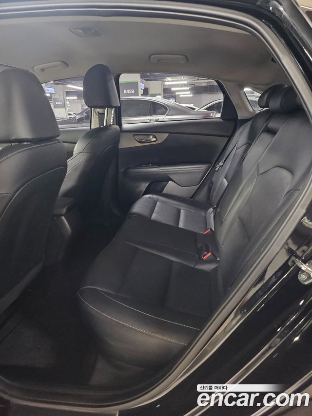 Kia K3 Standard 2021 — фото 15