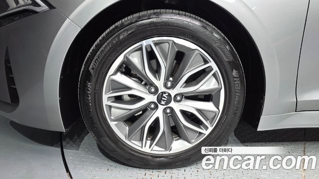 Kia K5 Hybrid (III) Signature 2020 — фото 5