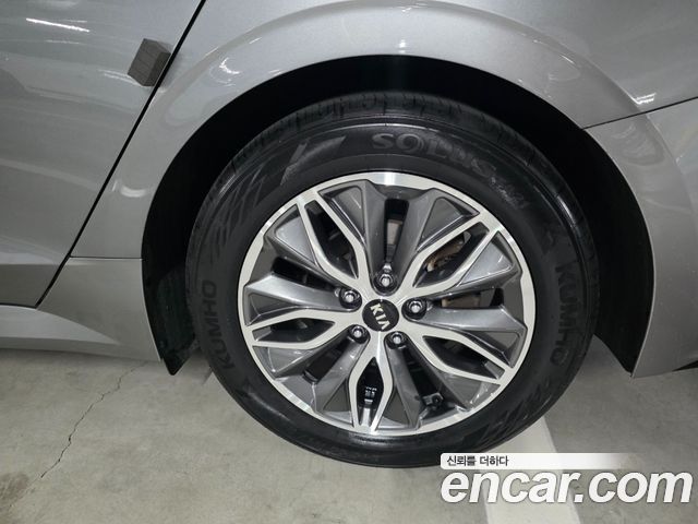 Kia K5 Hybrid (III) Signature 2020 — фото 27