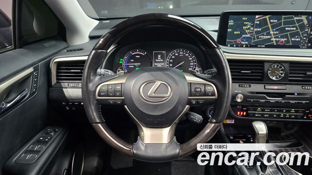 Lexus RX450h (IV) Executive 2022 — фото 13