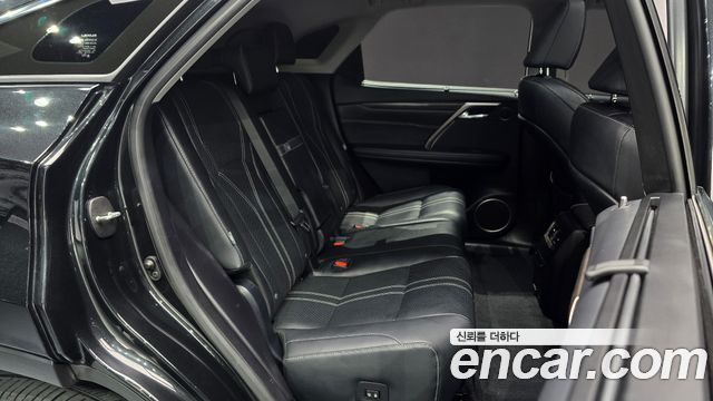 Lexus RX450h (IV) Executive 2022 — фото 26