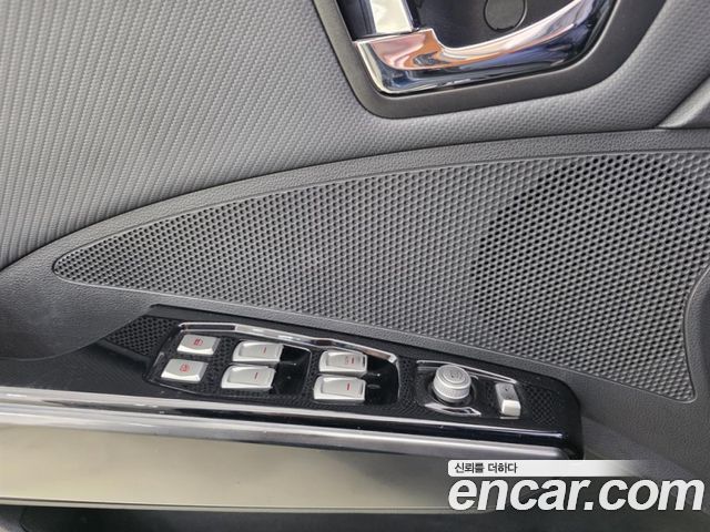 KG Mobility (SsangYong) Tivoli Diesel LX 2WD 2017 — фото 9