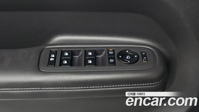 Hyundai Santa Fe (MX5) Gasoline 2.5T 2WD Prestige Plus 2025 — фото 31